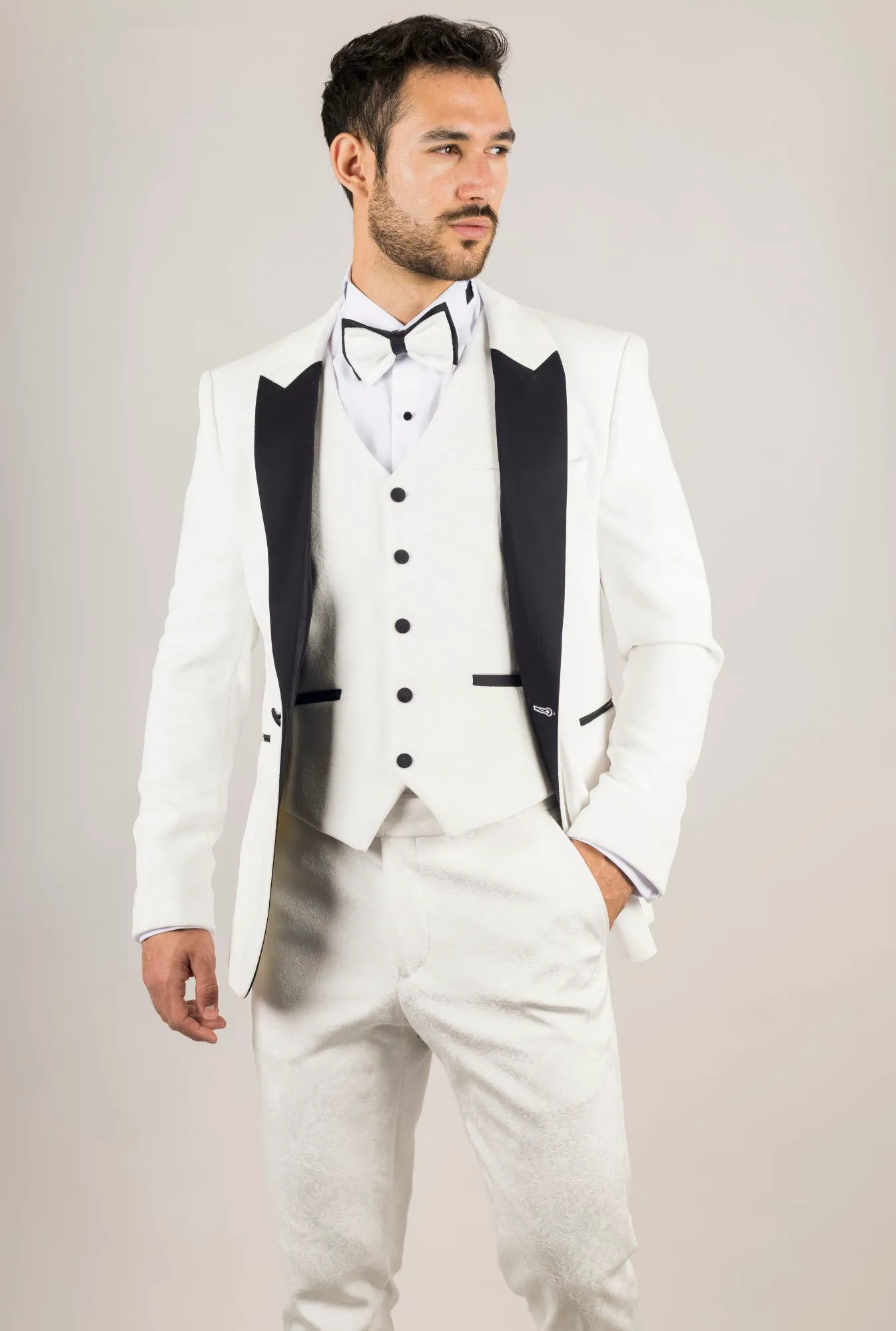 AK-24 Men’s White 3-Piece Velvet Wedding Tuxedo With Black Lapels