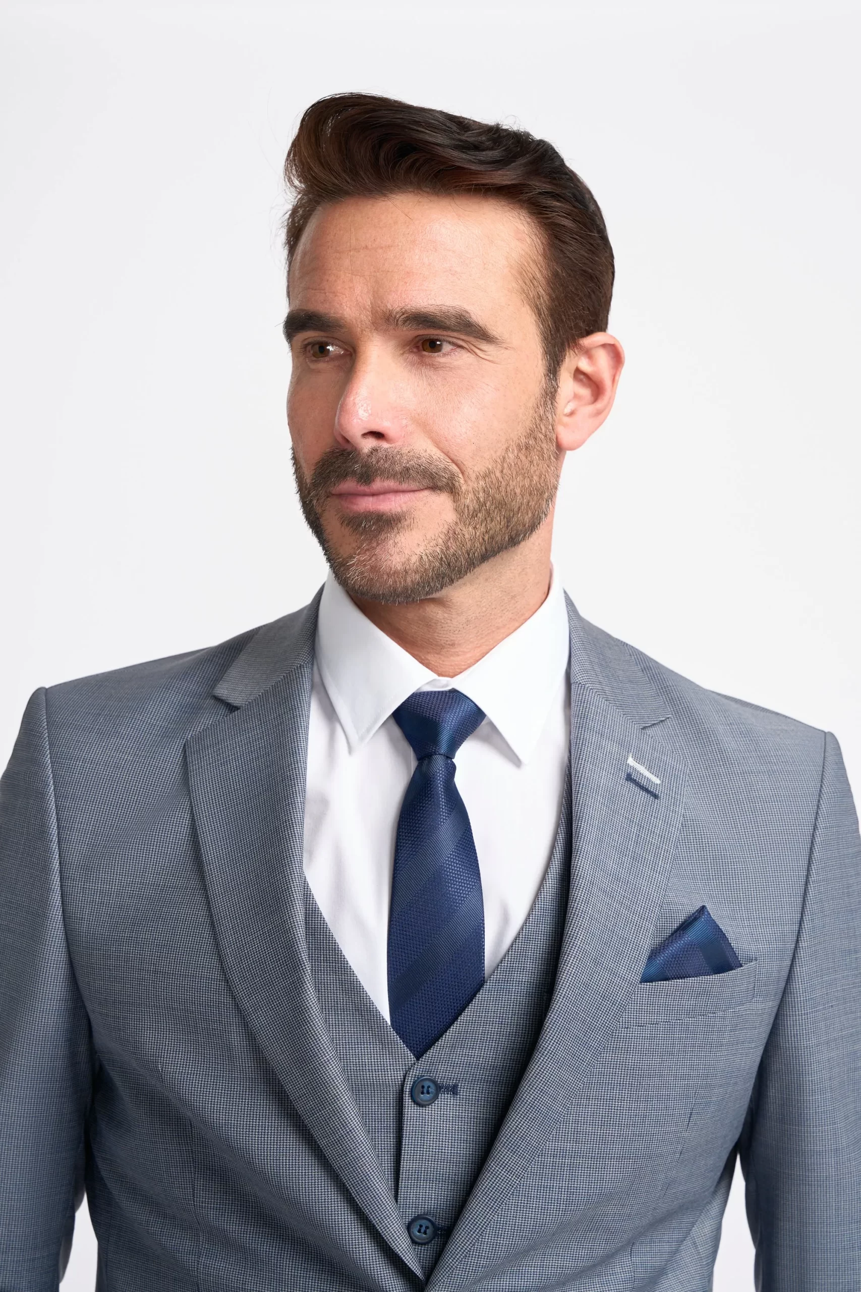 Bond – Men’s Grey 3 Piece Tailored Fit Suit - Image 4
