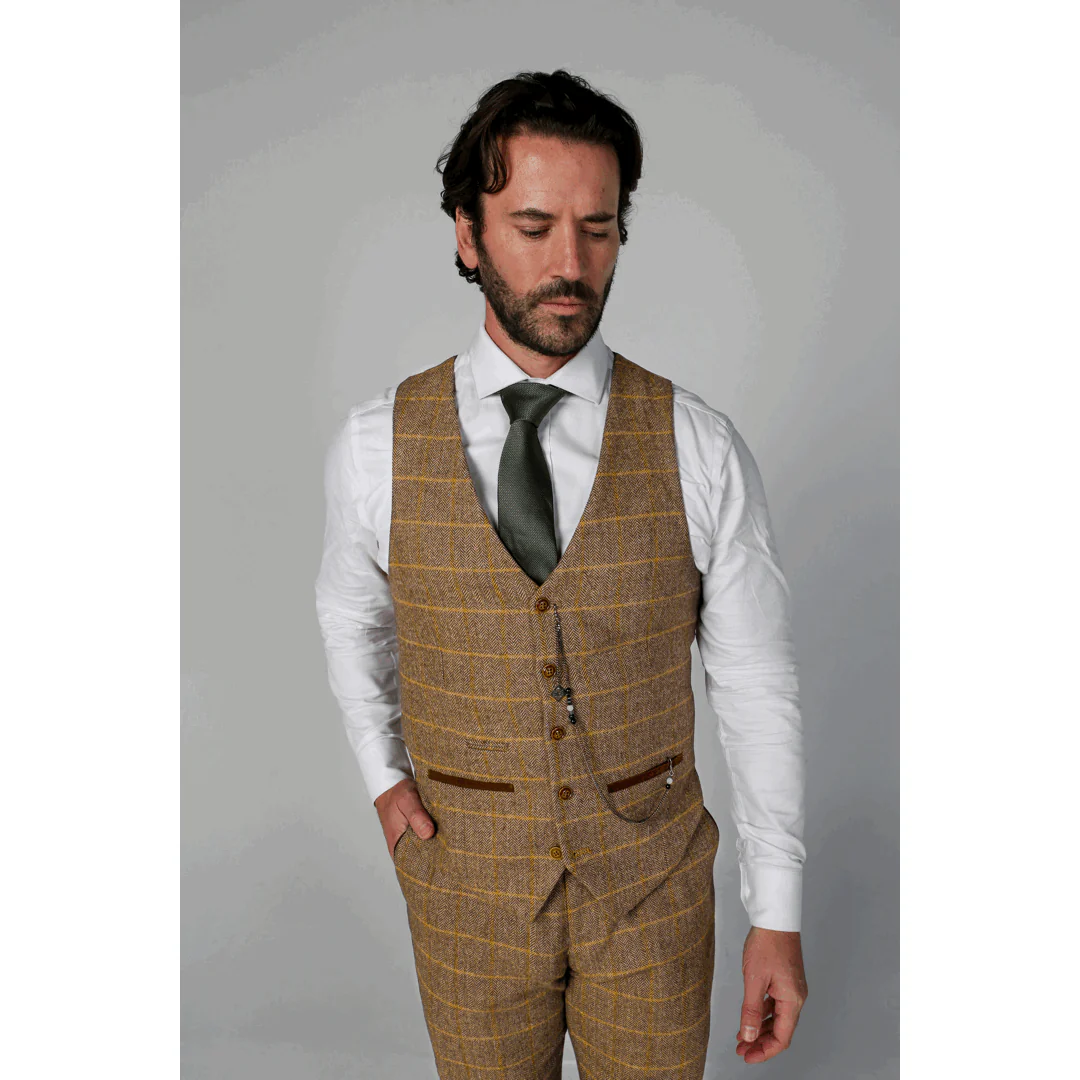 Harris Men’s Brown 3-Piece Tweed Suit With Classic Vintage Style - Image 3