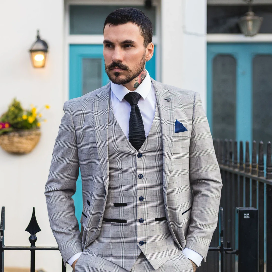 Hugo Men’s Light Grey 3-Piece Suit With Navy Blue Check And Velvet Trims - Image 2