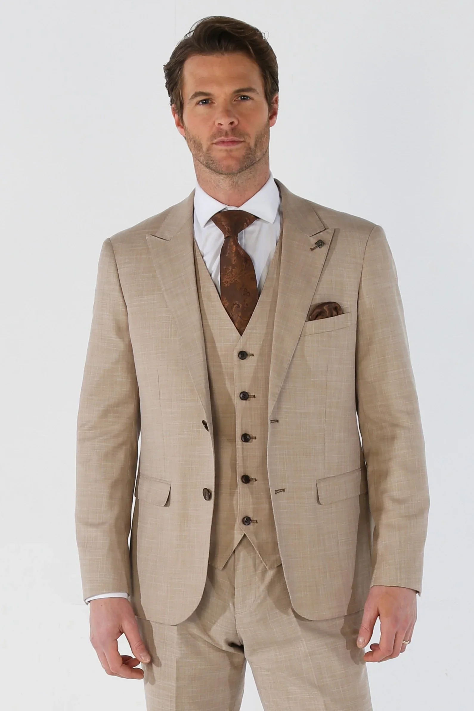 Kurt – Men’s Beige Tailored Fit Blazer